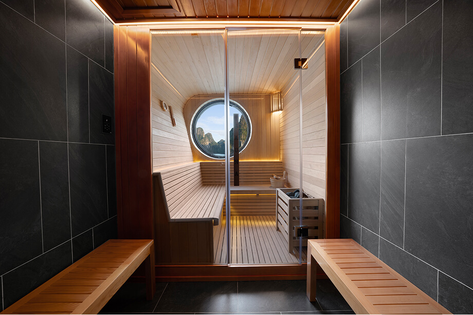 Grand Pioneers Cruise I - The best of Hạ Long