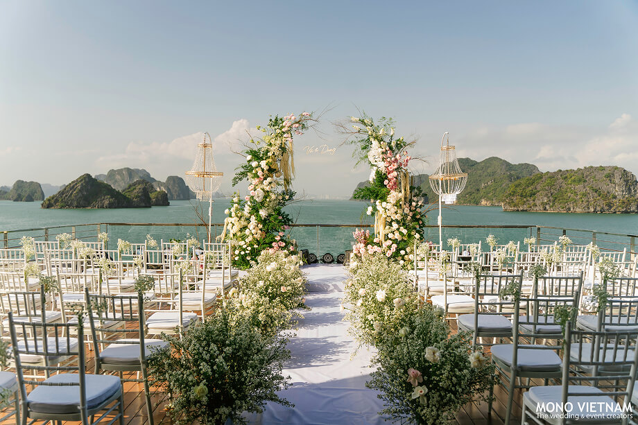 Grand Pioneers Cruise I - The best of Hạ Long